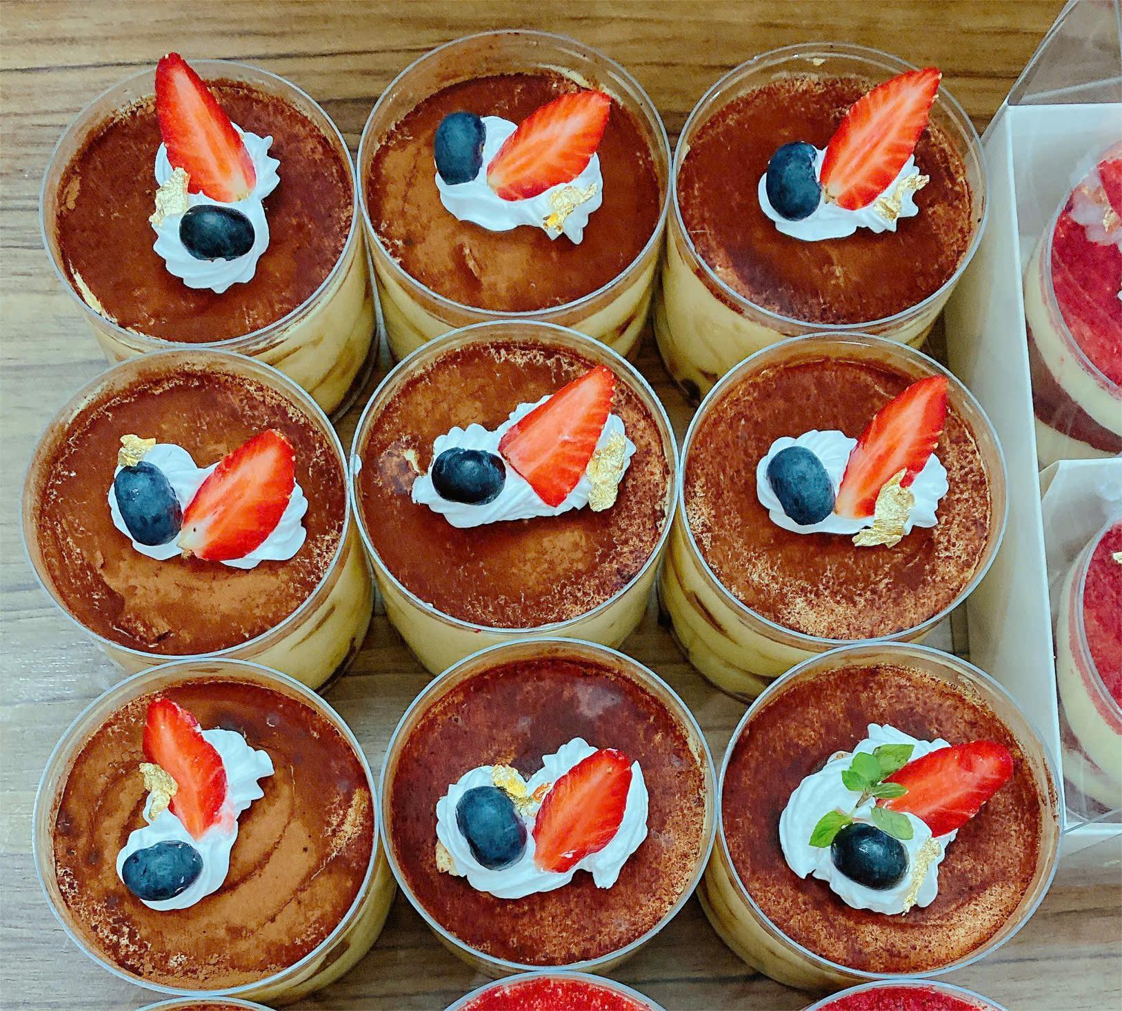 bánh tiramisu